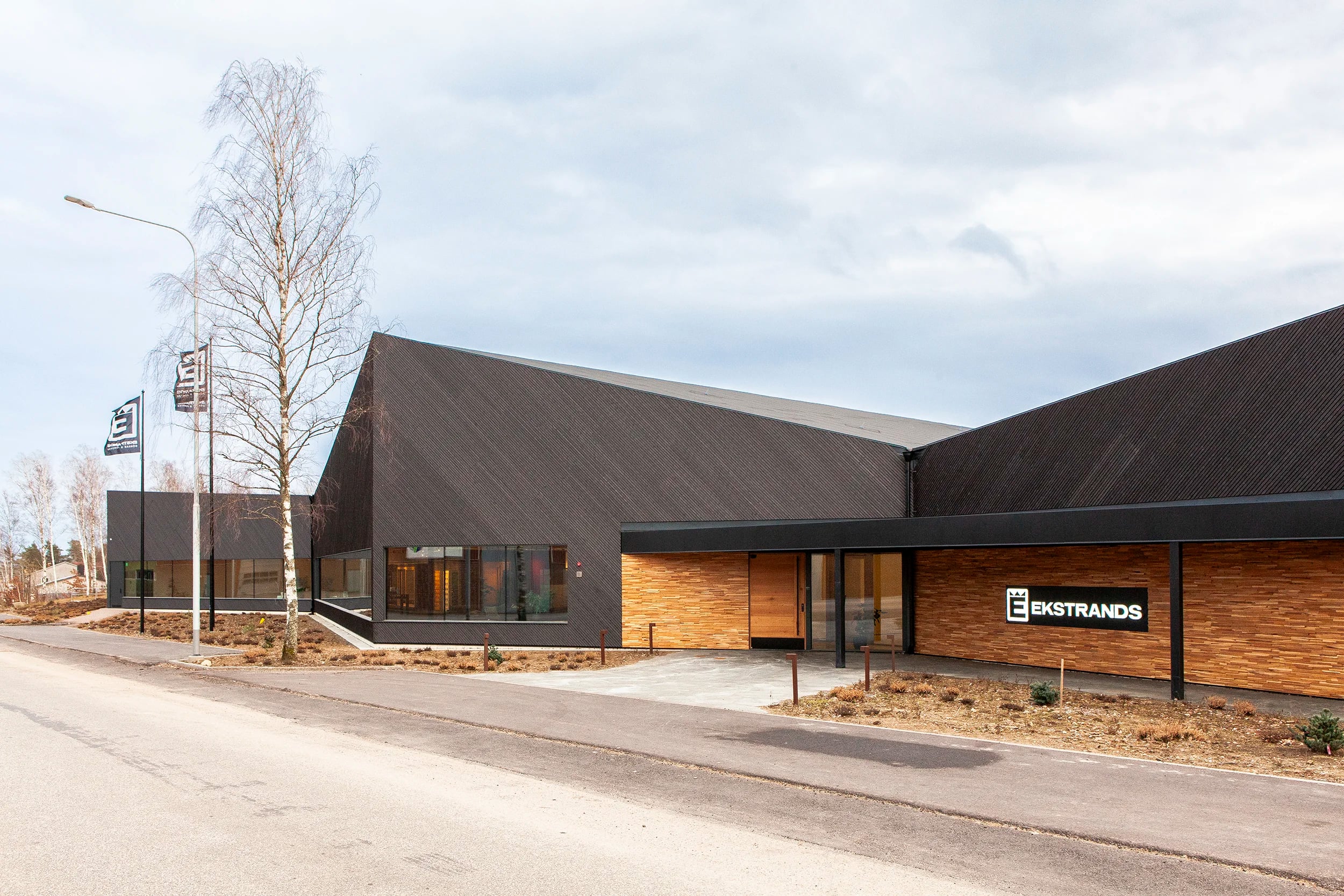 Ekstrands-huvudkontor-Osby-utsida.webp
