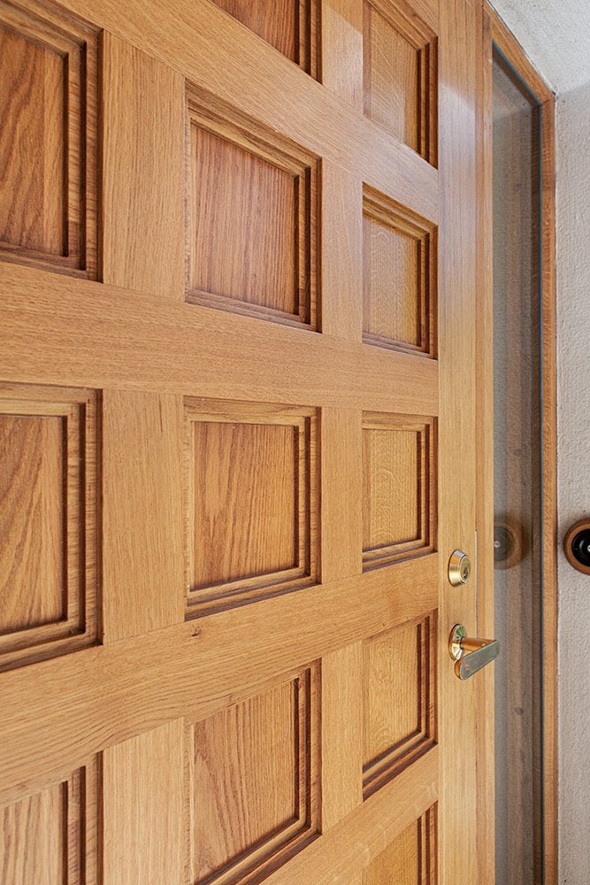 Villa-Lervik-ytterdörr-detalj.jpg