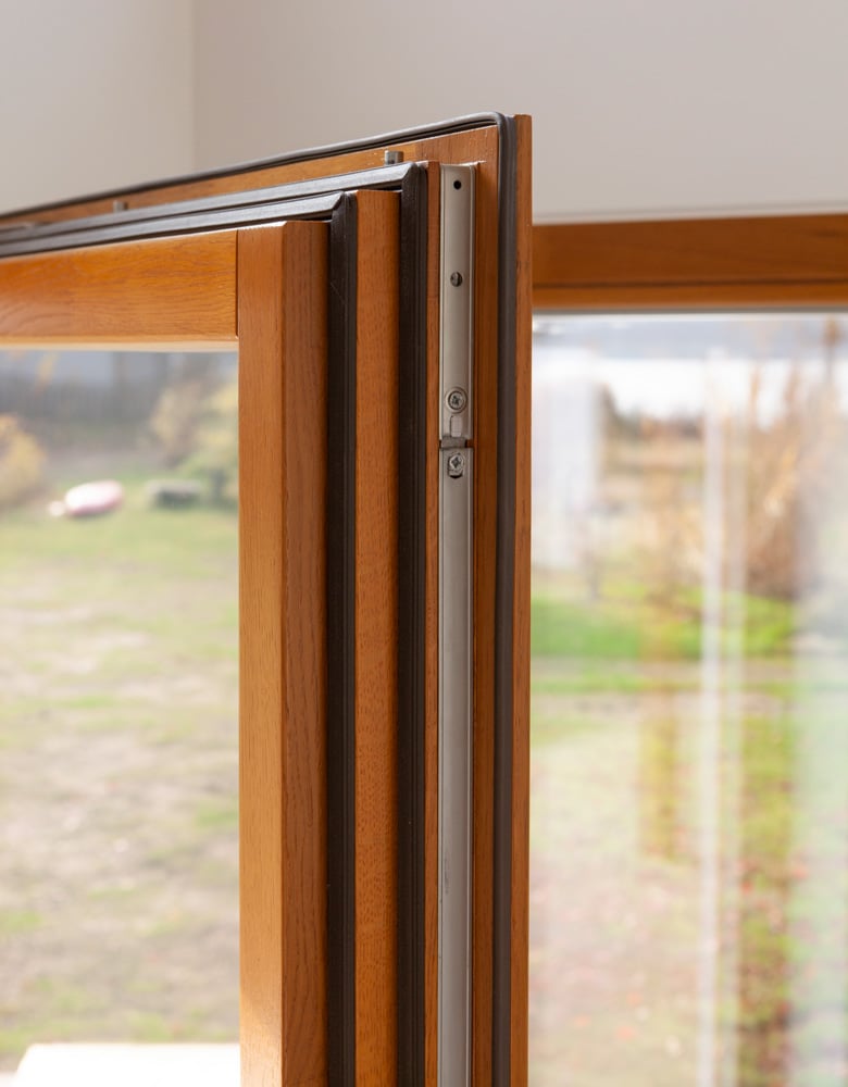 Sealing strips on inward-opening wooden windows