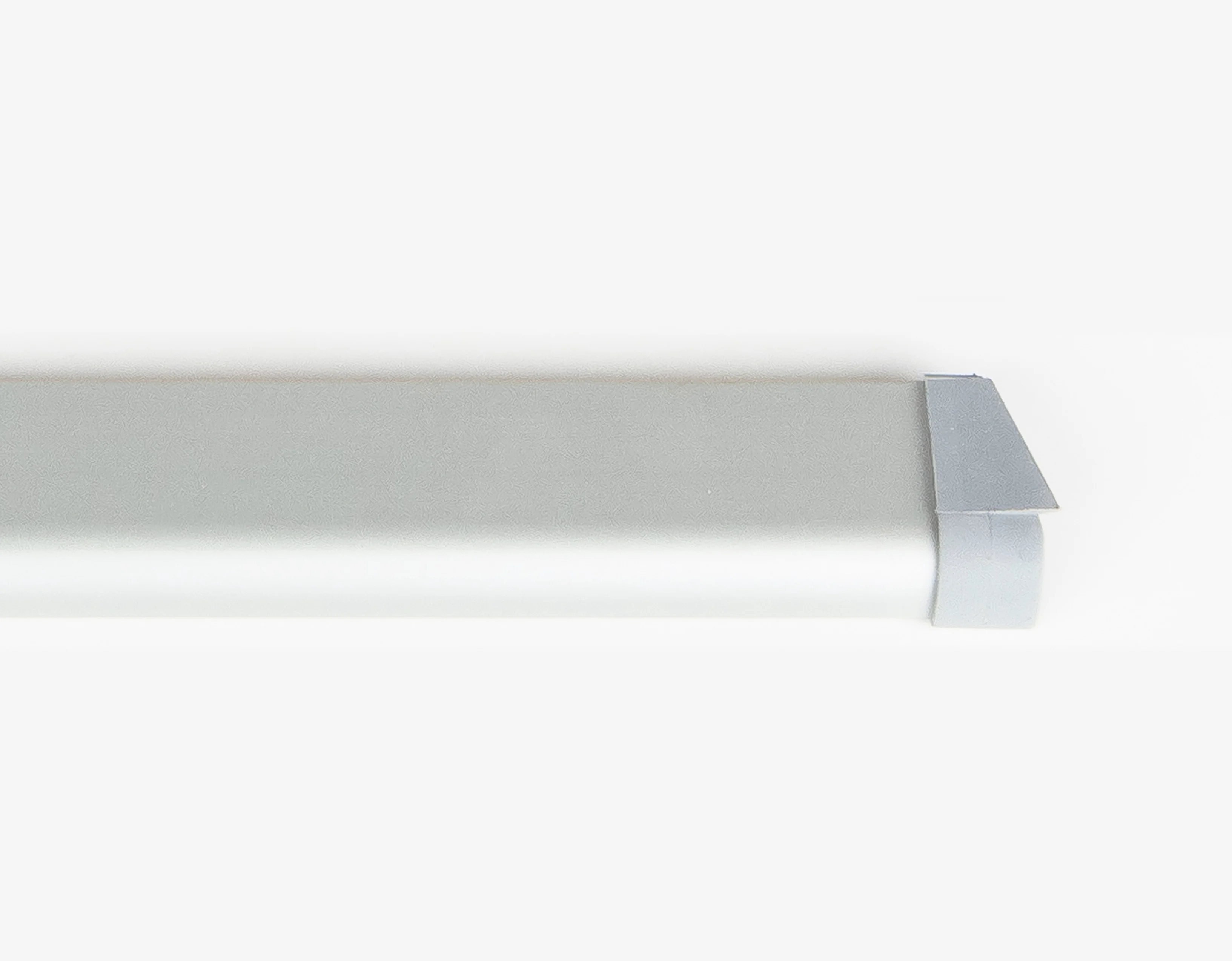 Drip strip in silver aluminum
