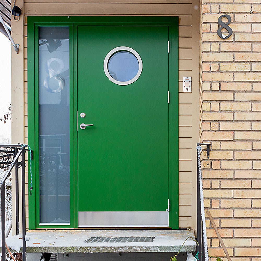 Front door Smooth 100 G06 with side light