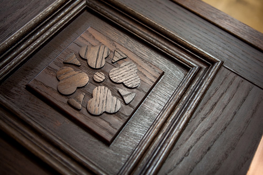 Custom-made entrance doors