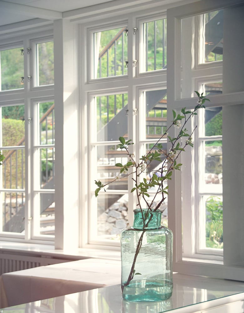 Outgoing wooden windows Tradition with genuine Vienna wooden astragals