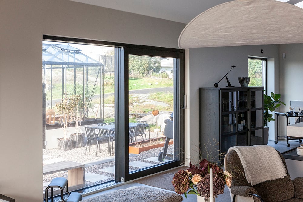 Ekstrands sliding window Panorama with narrow profiles