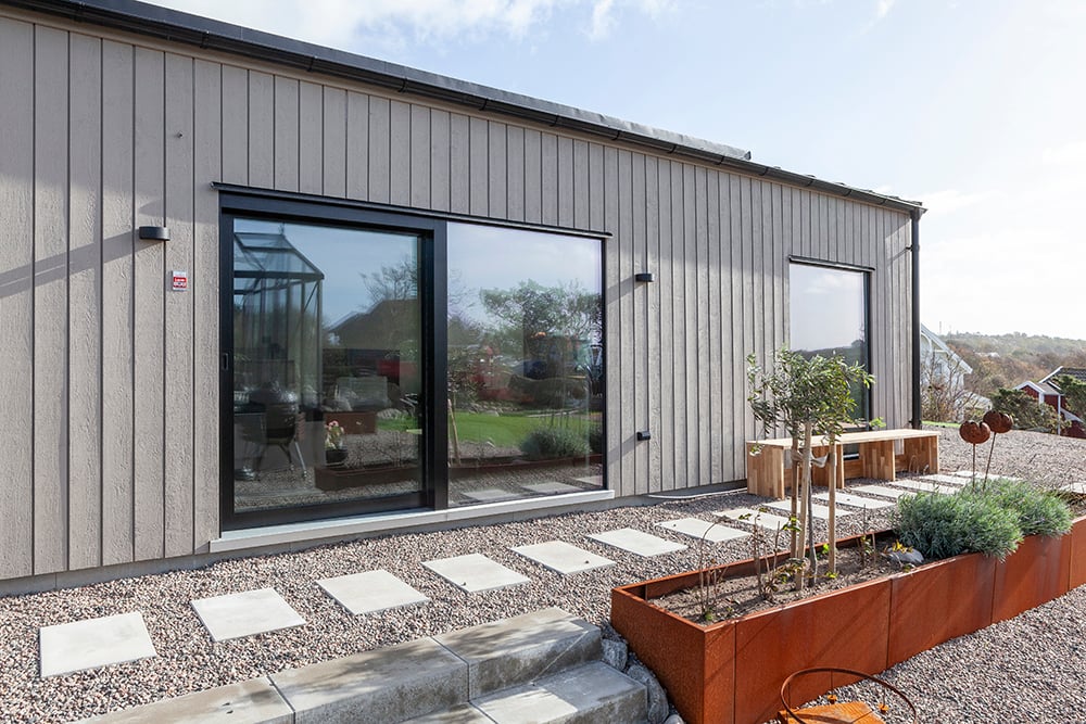 Ekstrands sliding windows Panorama with narrow profiles
