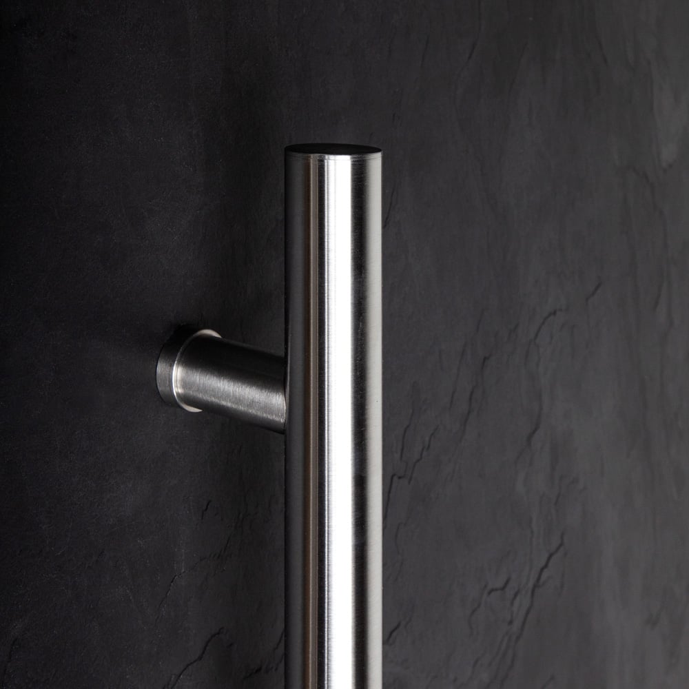 Berg 160 Noir detalj med draghandtag D2R